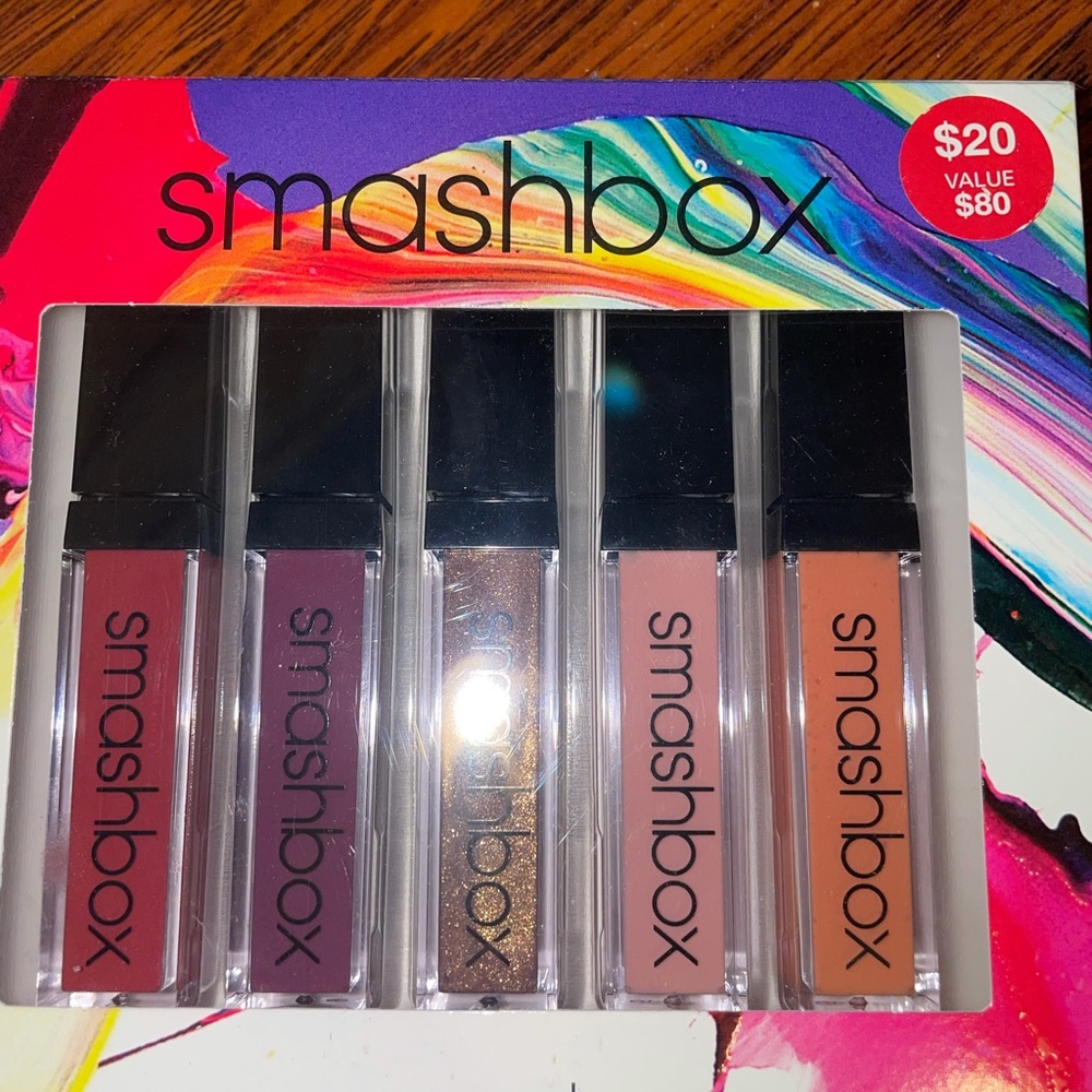 women’s lip gloss multiple colors
